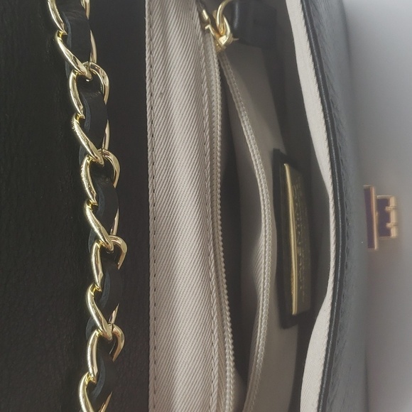 1340- Valentino Posh by Mario Valentino Made In Italy Italian Leather NWT - Picture 13 of 13